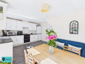 Kitchen/Diner- click for photo gallery
